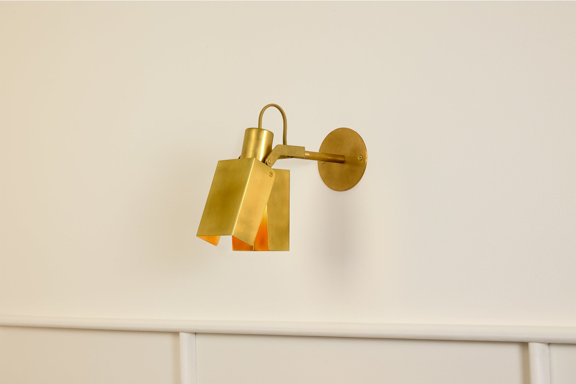 Peek Arm Sconce Square - Burnished Brass,3" Arm,3.5"