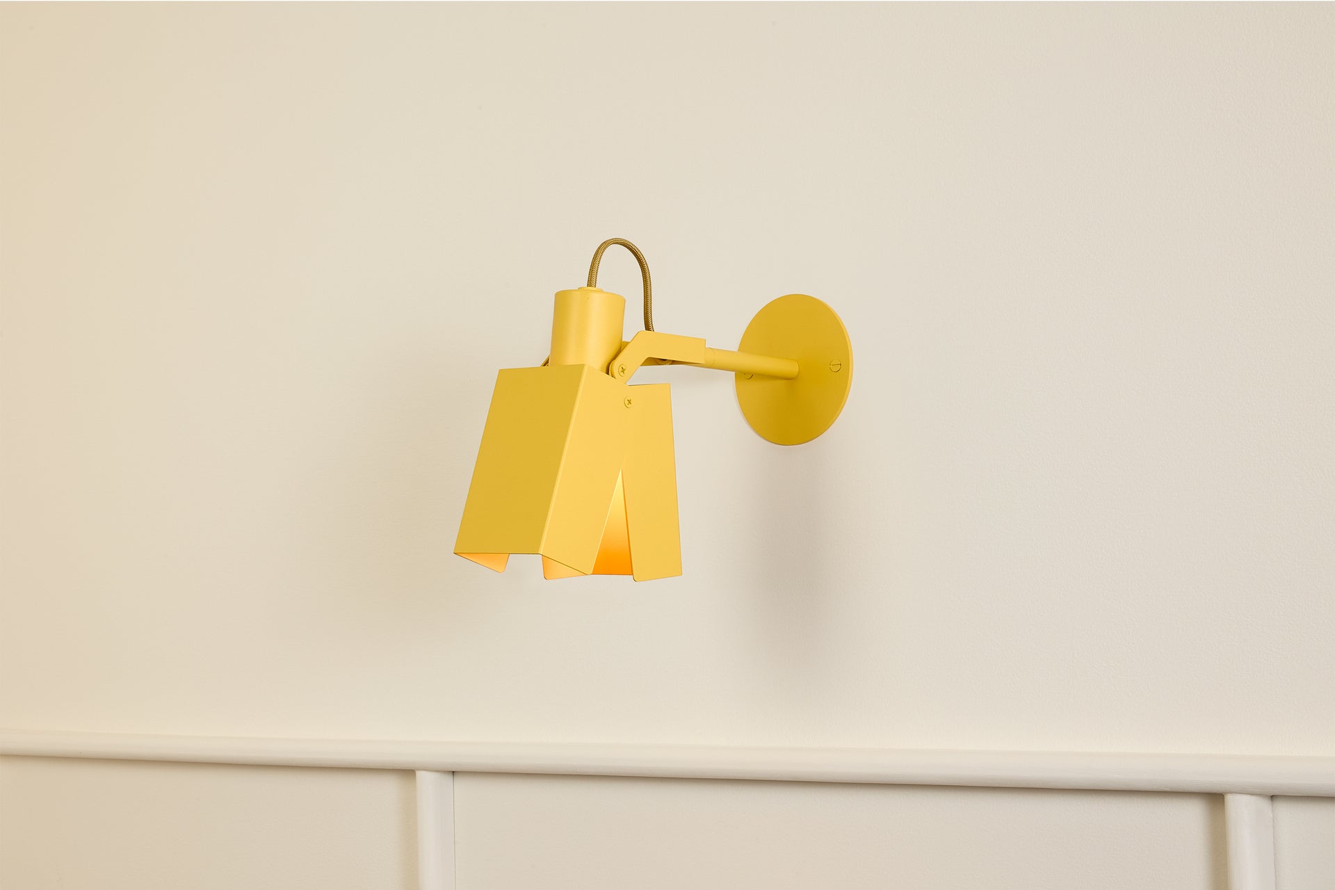Peek Arm Sconce Square - Beeswax,3" Arm,3.5"