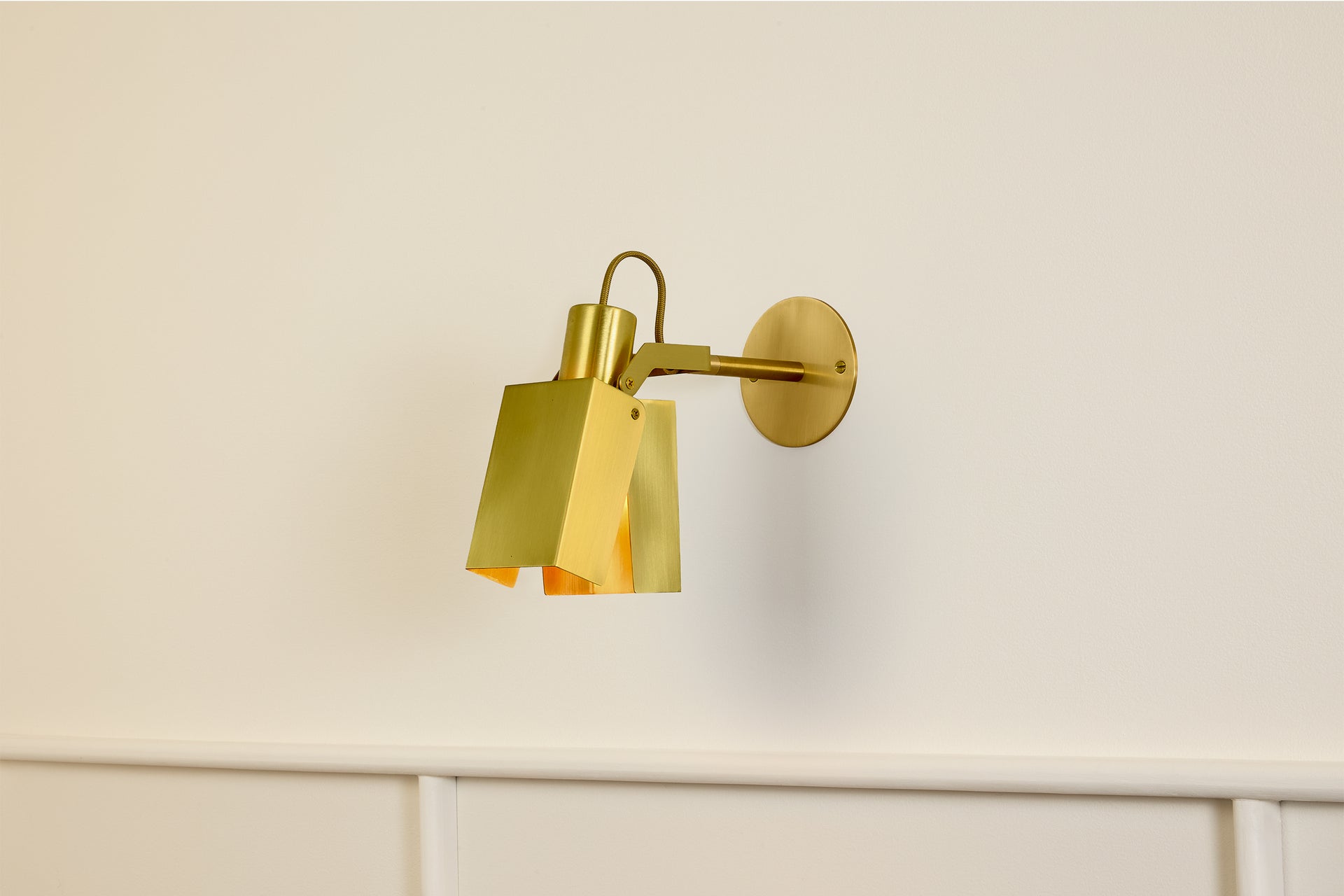 Peek Arm Sconce Square - Waxed Brass,3" Arm,3.5"
