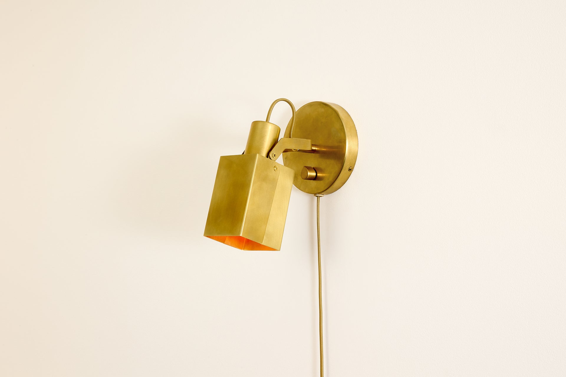 Peek Sconce Switch Plug-In - Square,Burnished Brass