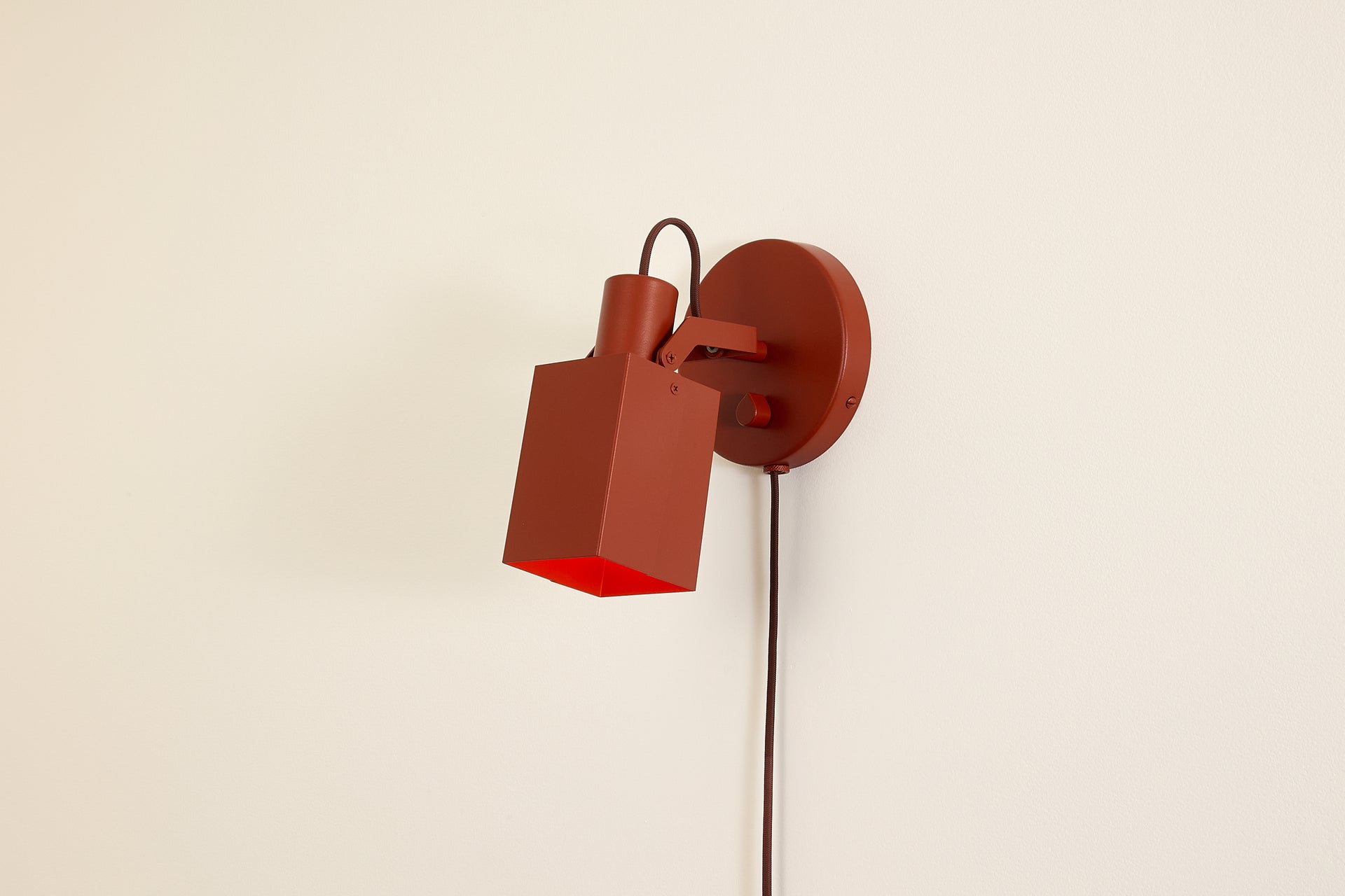 Peek Sconce Switch Plug-In - Square,Brick