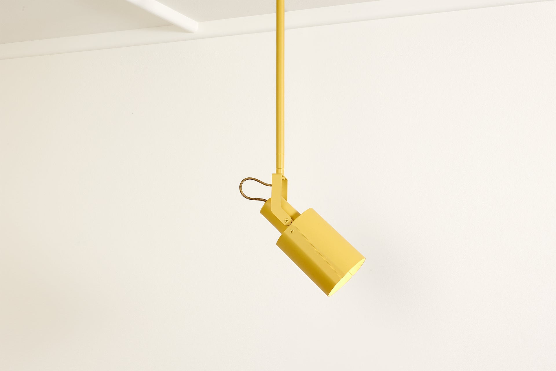 Peek Spot Circle - Beeswax,12" Rigid Tube