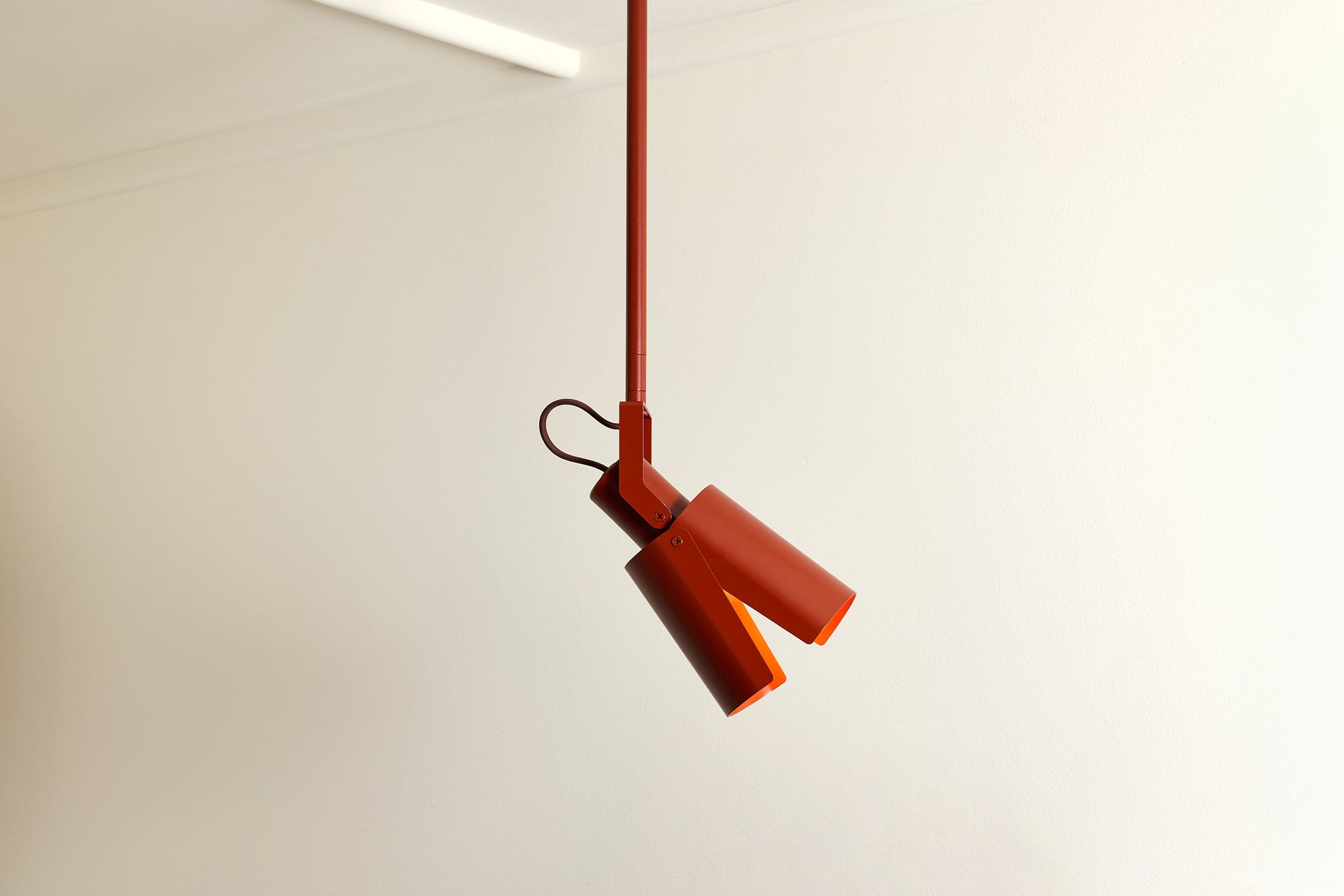 Peek Spot Circle - Brick,24" Rigid Drop