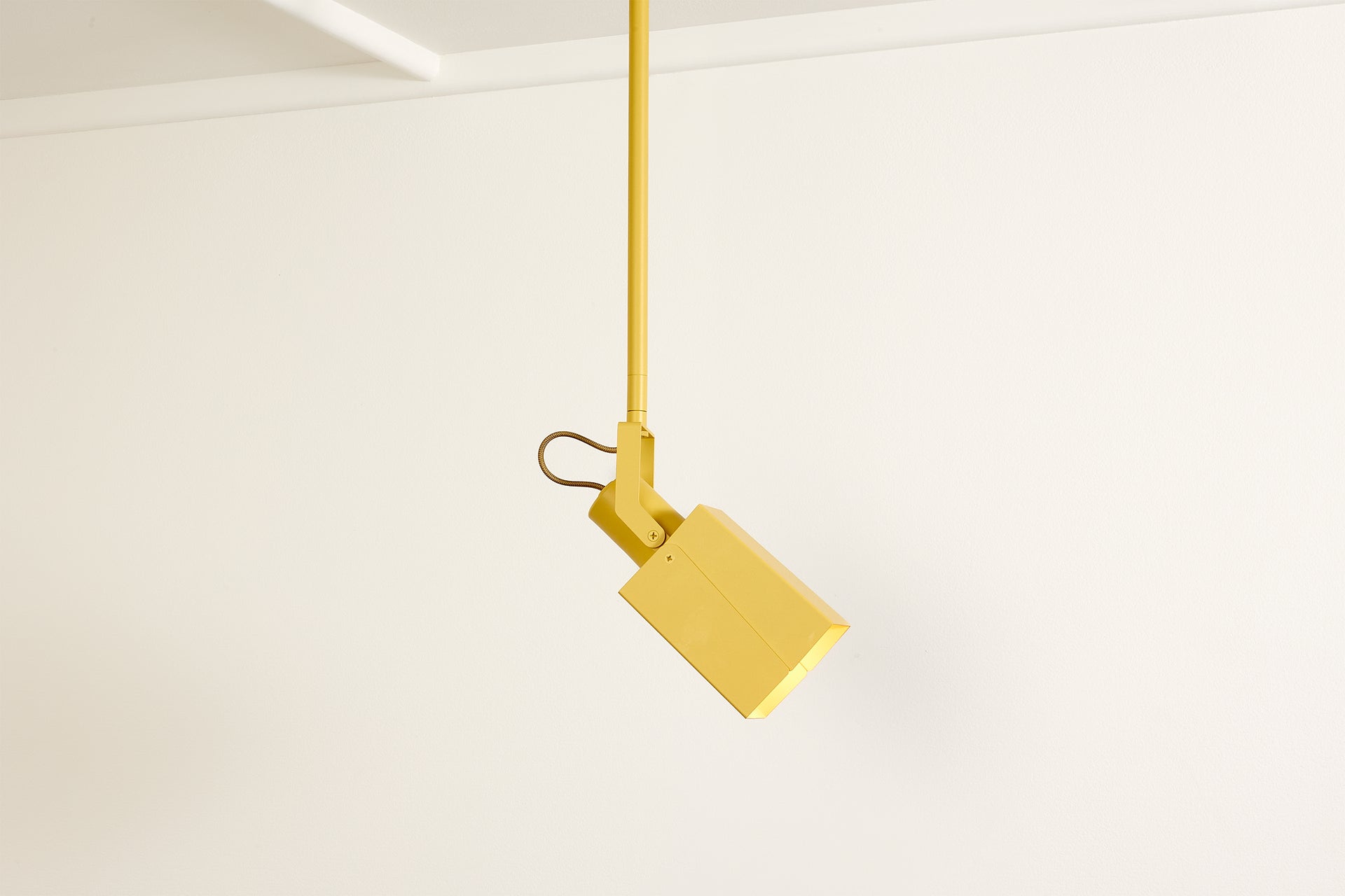 Peek Spot Square - Beeswax,24" Rigid Drop