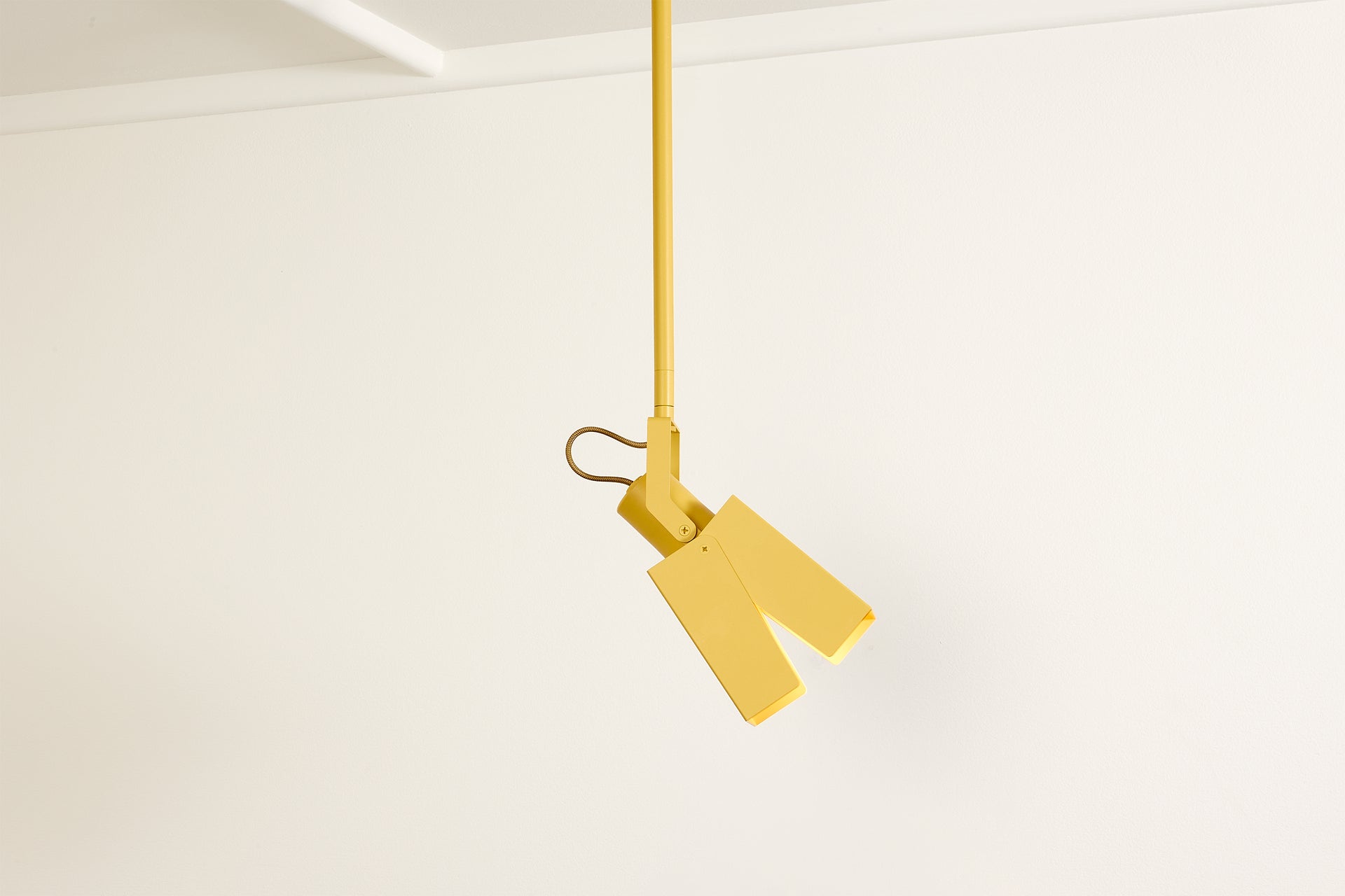 Peek Spot Square - Beeswax,12" Rigid Drop