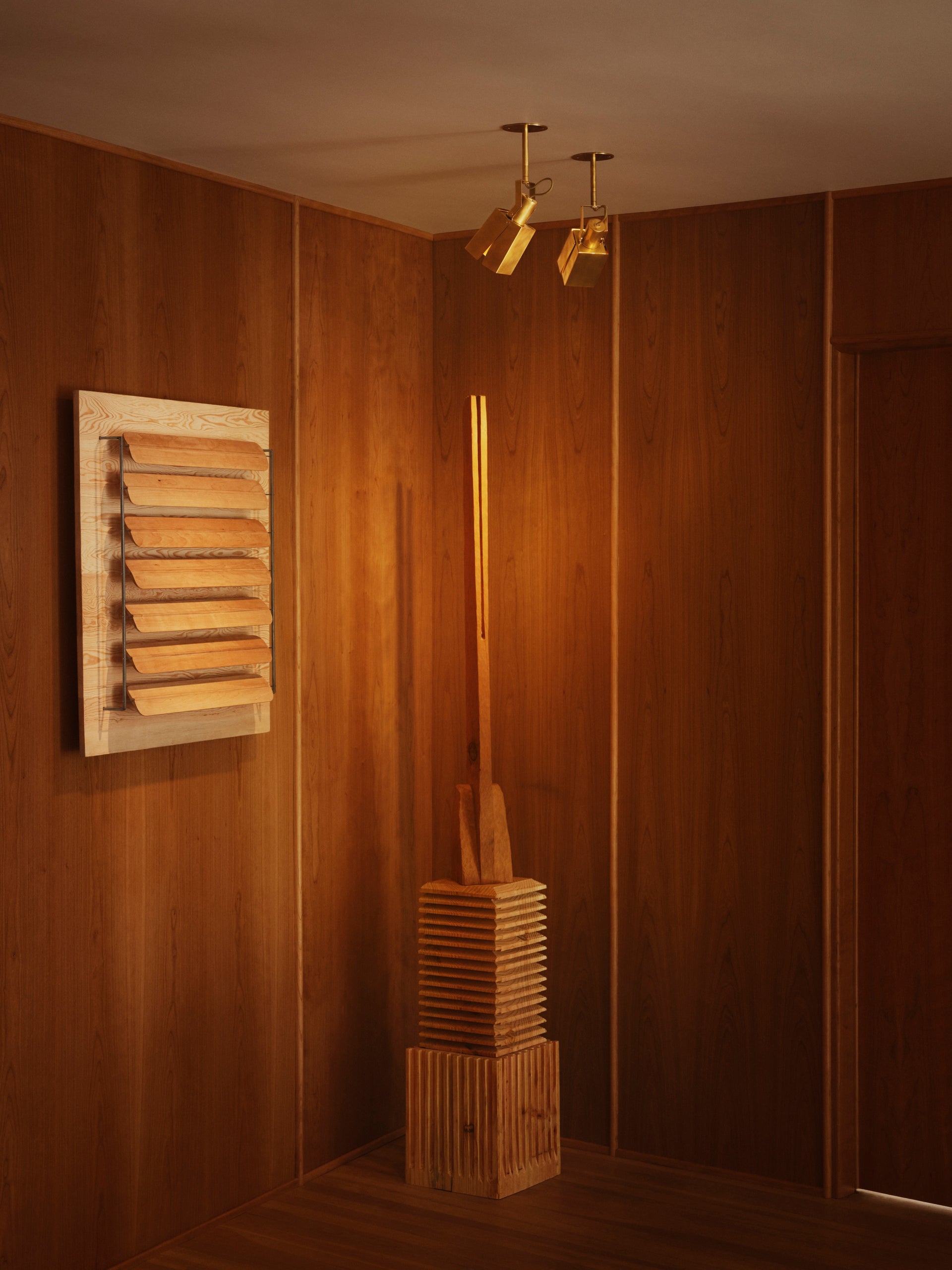 Peek Vertical Lifestyle